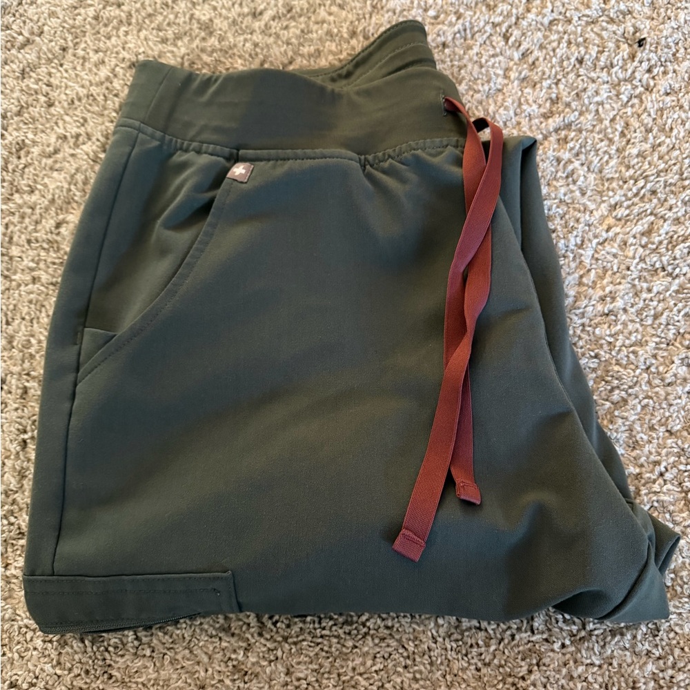 Figs Athletic Shorts in Green with Red Tie